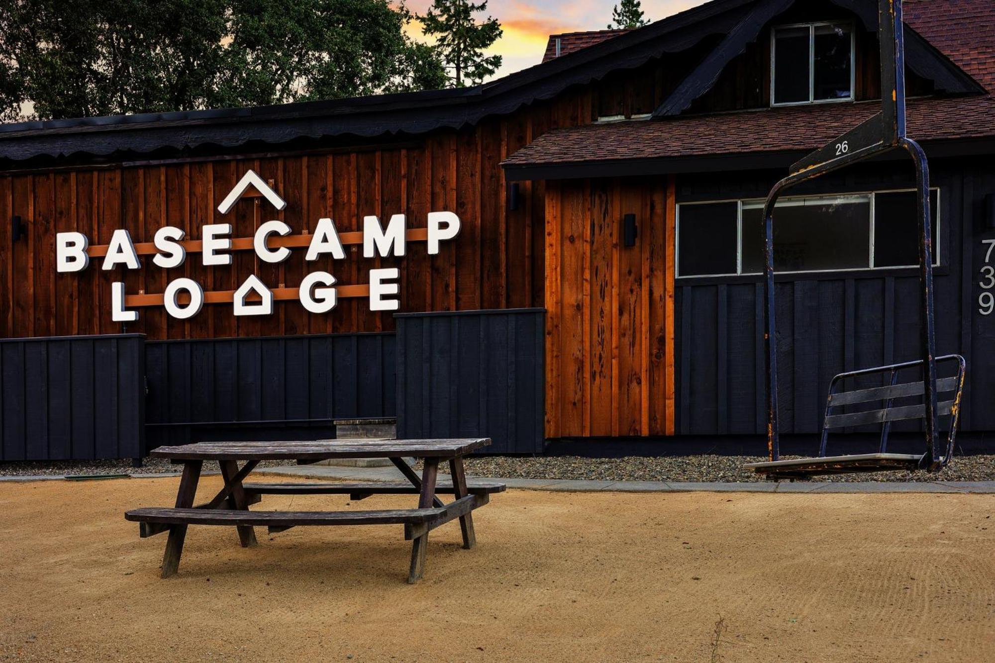 Basecamp Hotel Mount Shasta